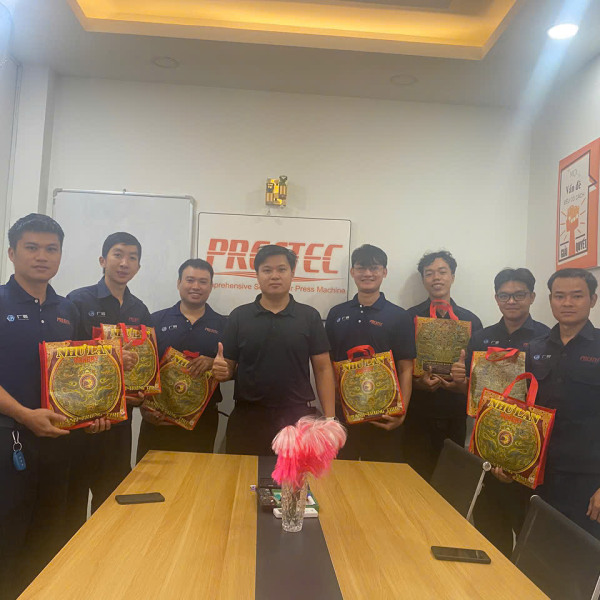 PRESTEC Trao Gửi Yêu Thương Mùa Tết Trung Thu 2025